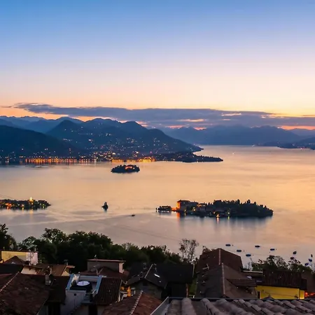 Maggiore View Terrace Over The Borromean Islands - Happy * Стреза