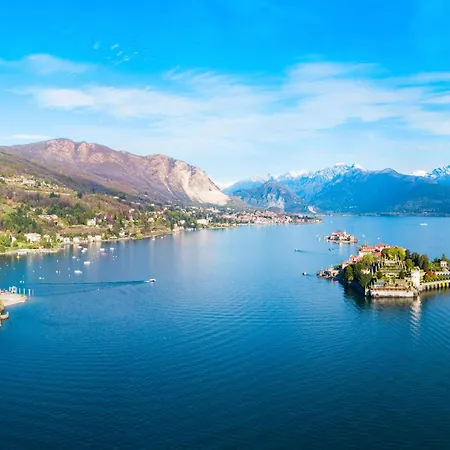Дом отдыха Maggiore View Terrace Over The Borromean Islands - Happy *