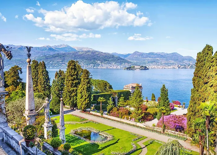Feriehus View Terrace Over The Borromean Isla - Happy Stresa