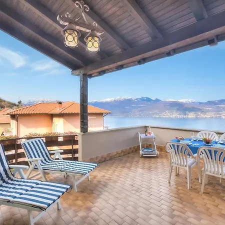 View Terrace Over The Borromean Isla - Happy Holiday home *